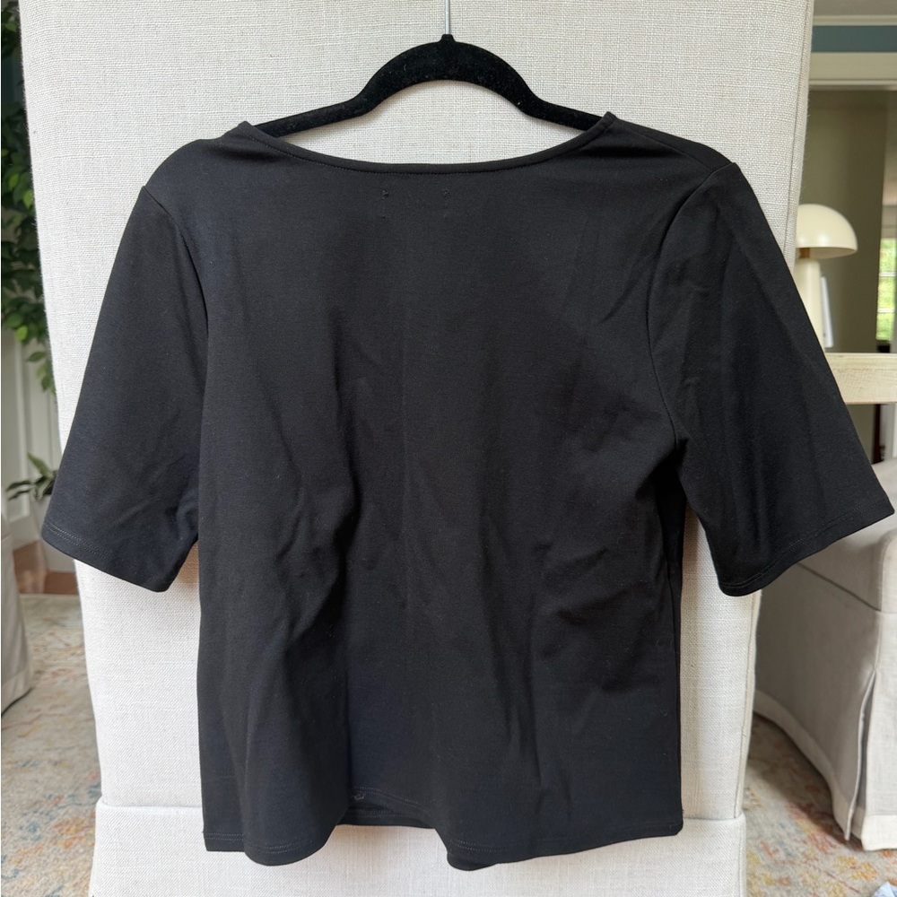 BLACK PONTE KNIT SHORT SLEEVE TOP EXTENDED - Picture 3 of 5